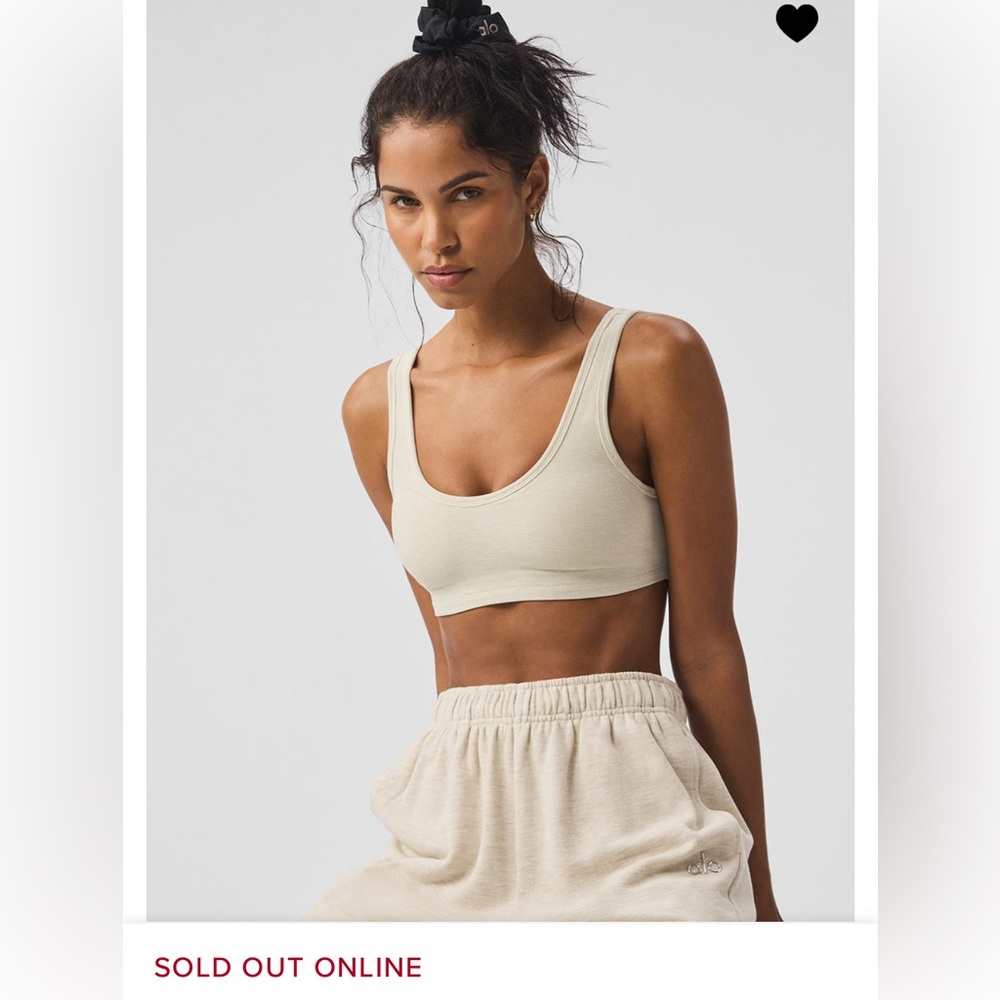 ALO Yoga Alosoft Center Stage Bra size medium in Oatmeal Heather